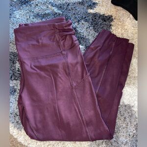 Burgundy leggings. Size S